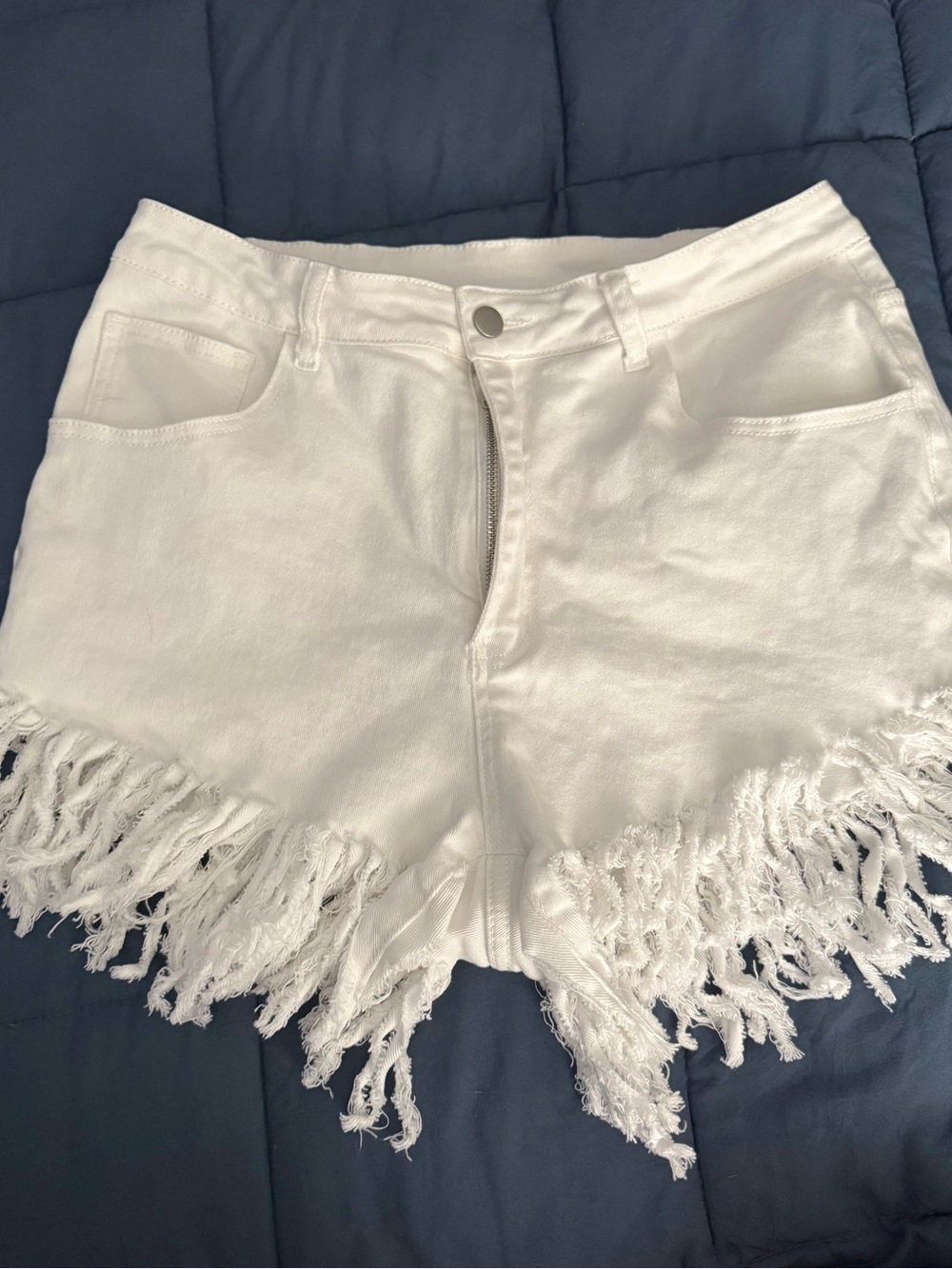 SHEIN White Frayed Hem Denim Shorts